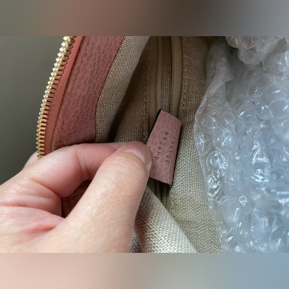 AUTHENTIC GUCCI Hobo Bree - Picture 9 of 16